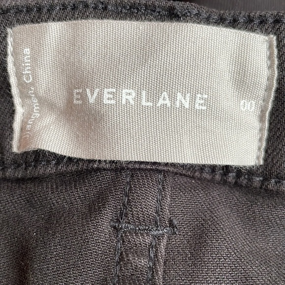 Everlane The Straight Leg Crop Short Black Size 00 NWT - Picture 9 of 9